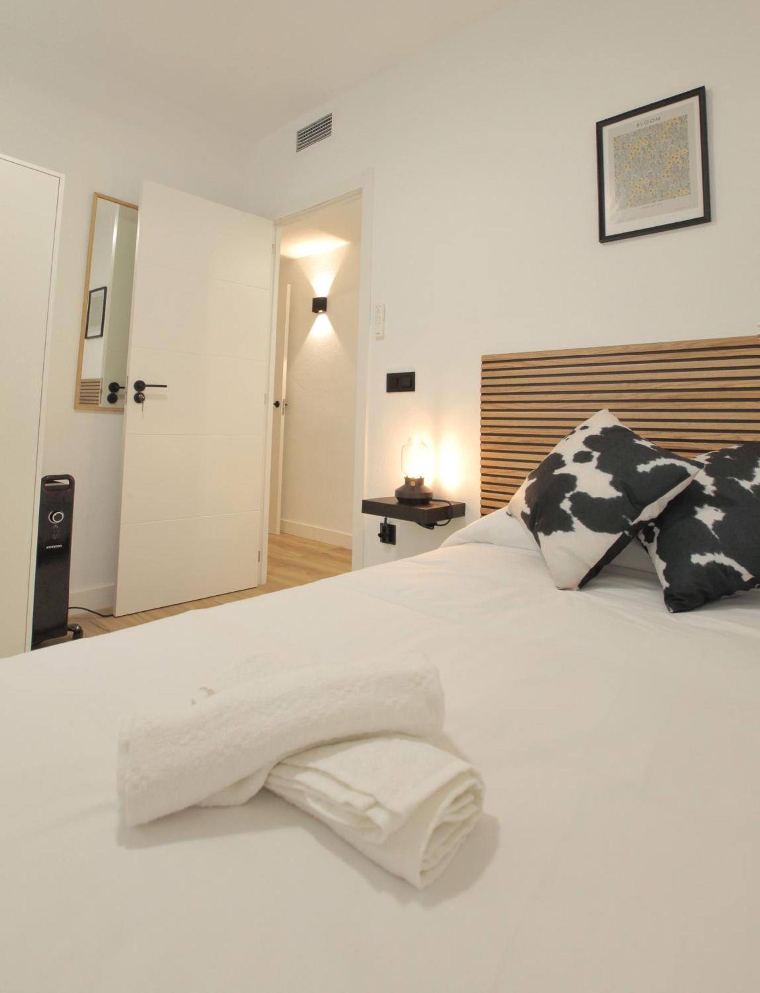 Luxury, Modern & Style Mezquita Apartment Cordoba Luaran gambar
